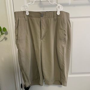 Under armour golf short